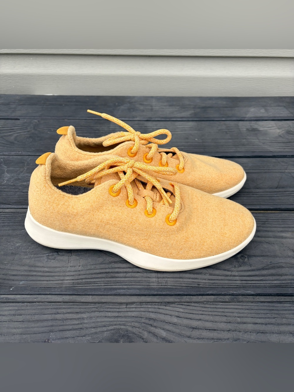 Allbirds Merino Wool Sneakers Yellow Women's Runner Lace Up Comfort Shoes 10